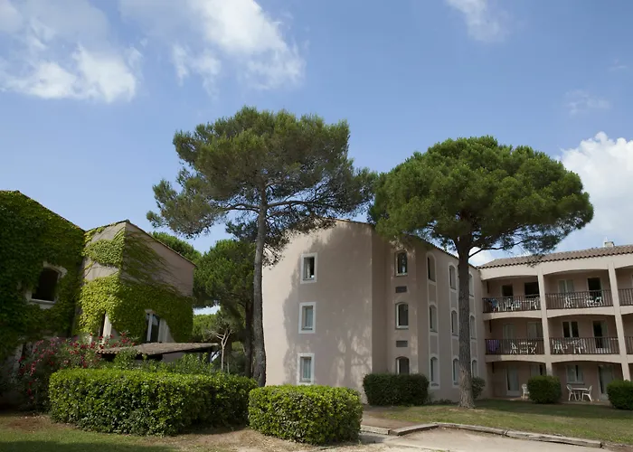 Maeva Valescure * Saint-Raphaël