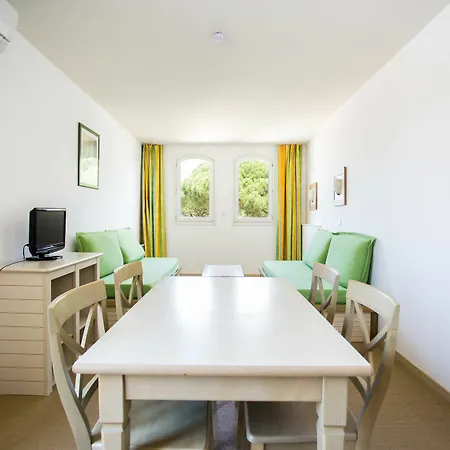 Maeva Valescure * Saint-Raphaël